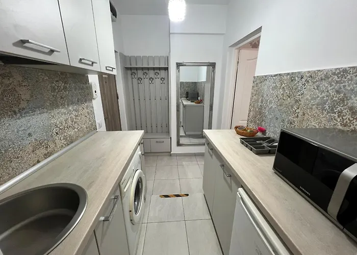 شقة Bright & Beautiful In Prime Location Walk To Everything